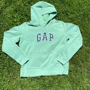 2000’s gap sweatshirt